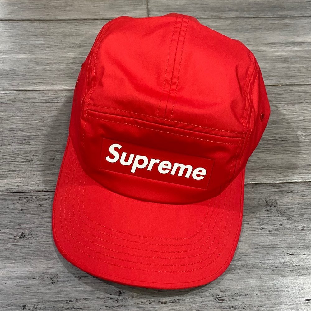 NWT // Supreme Inset Logo Camp Cap - Red